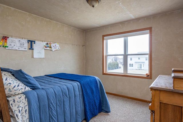 2642 MARATHON AVENUE, Neenah, WI 54956