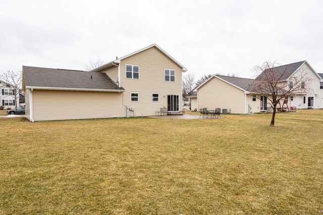 2642 MARATHON AVENUE, Neenah, WI 54956