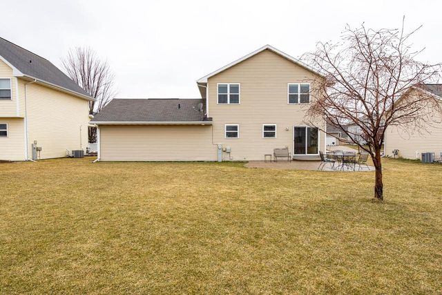 2642 MARATHON AVENUE, Neenah, WI 54956