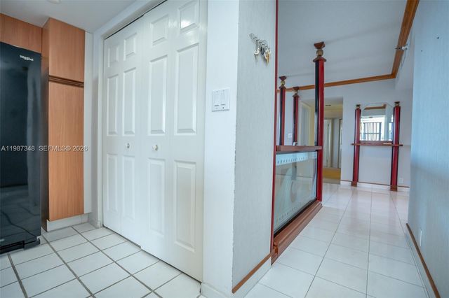 3530 Mystic Pointe Dr 1401, Aventura, FL 33180