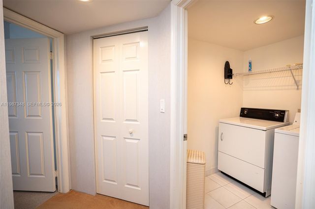 3530 Mystic Pointe Dr 1401, Aventura, FL 33180