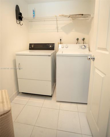 3530 Mystic Pointe Dr 1401, Aventura, FL 33180