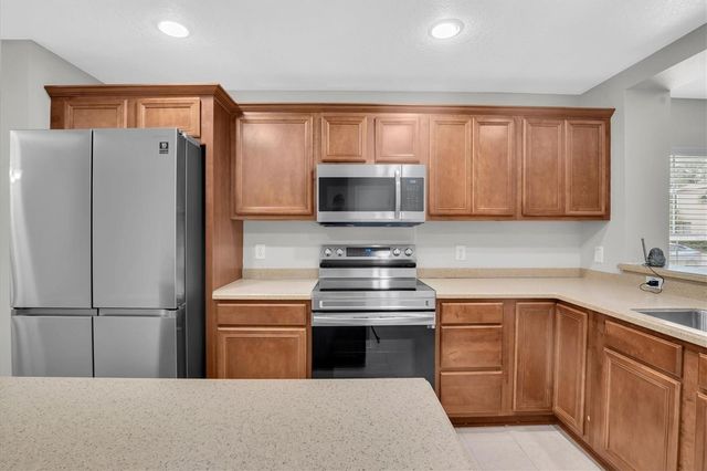 2570 SEA WIND WAY, Clearwater, FL 33763