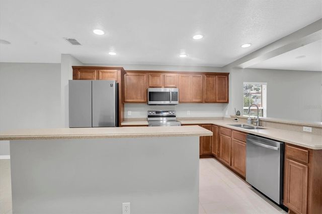 2570 SEA WIND WAY, Clearwater, FL 33763