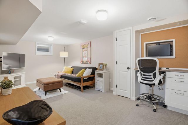 3100 Pennsylvania Avenue S, Saint Louis Park, MN 55426