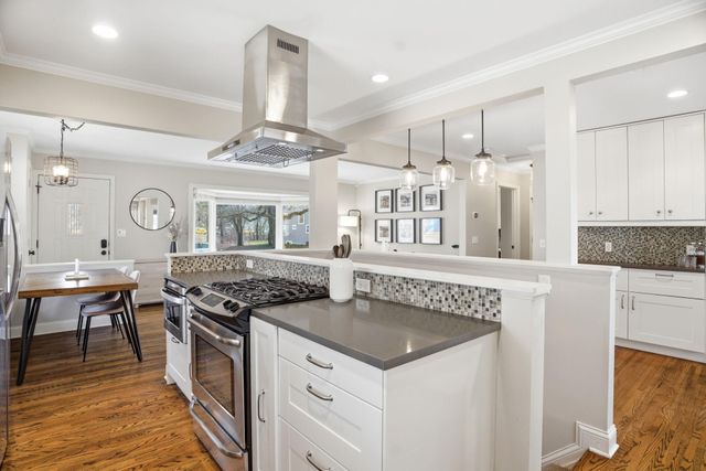 3100 Pennsylvania Avenue S, Saint Louis Park, MN 55426