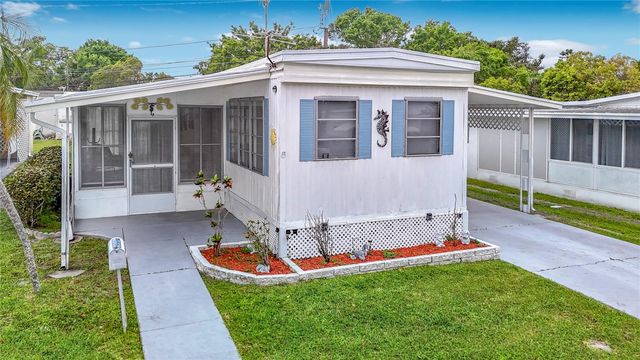 4061 58TH AVENUE N 224, St Petersburg, FL 33714
