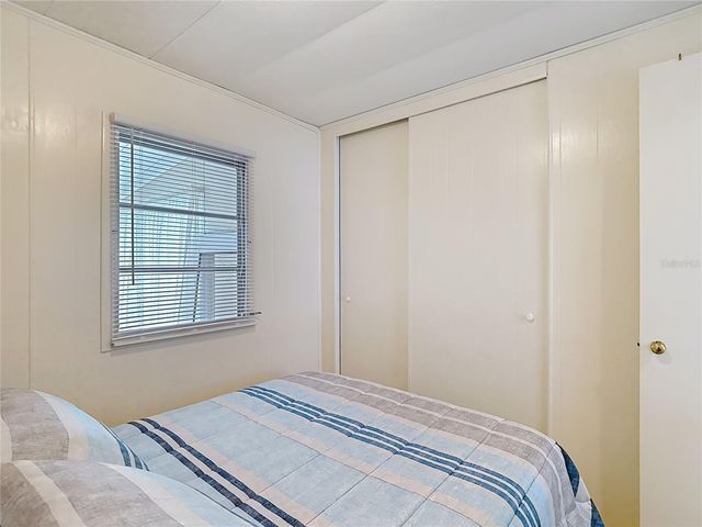 4061 58TH AVENUE N 224, St Petersburg, FL 33714