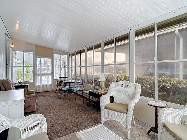 4061 58TH AVENUE N 224, St Petersburg, FL 33714