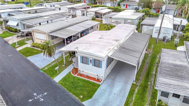 4061 58TH AVENUE N 224, St Petersburg, FL 33714