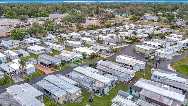 4061 58TH AVENUE N 224, St Petersburg, FL 33714