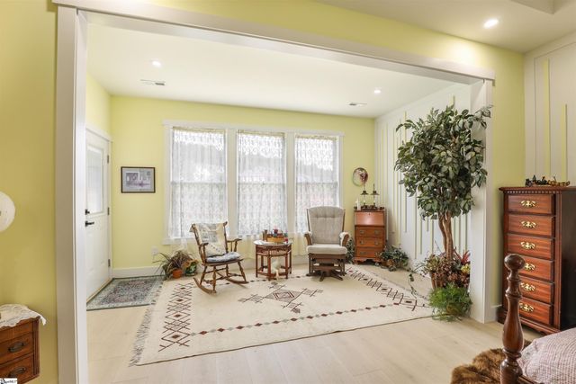 2925 Old Greenville Highway, Central, SC 29630