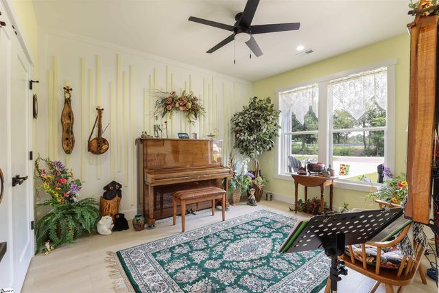 2925 Old Greenville Highway, Central, SC 29630