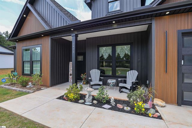 2925 Old Greenville Highway, Central, SC 29630