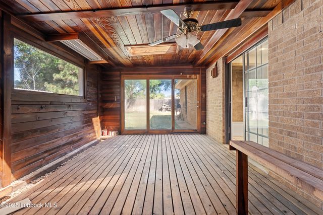 8606 Knoxville Avenue, Lubbock, TX 79423