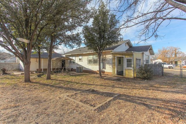 202 Jefferson St, Big Spring, TX 79720