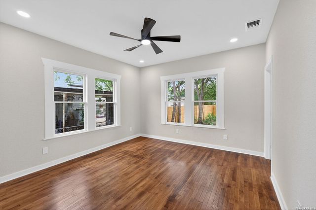 619 W Kings Hwy, San Antonio, TX 78212