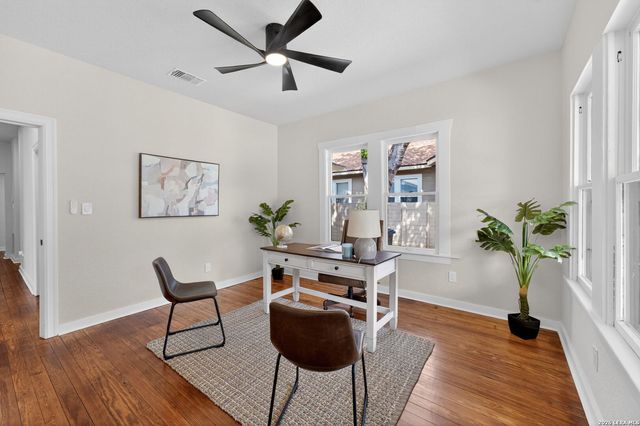 619 W Kings Hwy, San Antonio, TX 78212