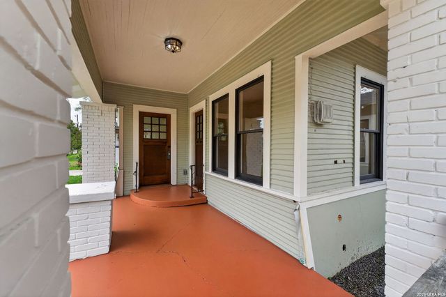 619 W Kings Hwy, San Antonio, TX 78212
