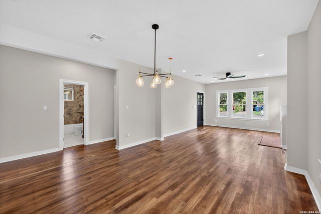 619 W Kings Hwy, San Antonio, TX 78212