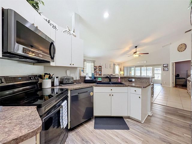 11627 LEDA LANE, New Port Richey, FL 34654
