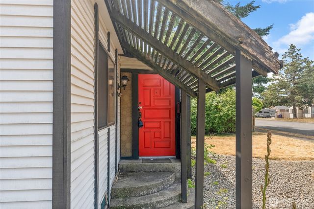 6621 S Oakes Street, Tacoma, WA 98409