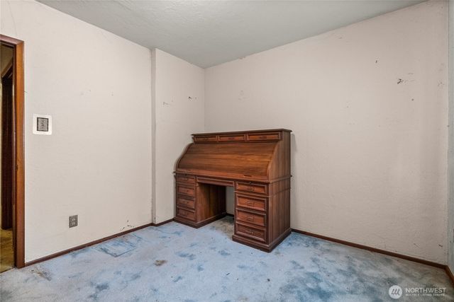 6621 S Oakes Street, Tacoma, WA 98409