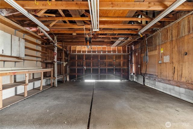 6621 S Oakes Street, Tacoma, WA 98409