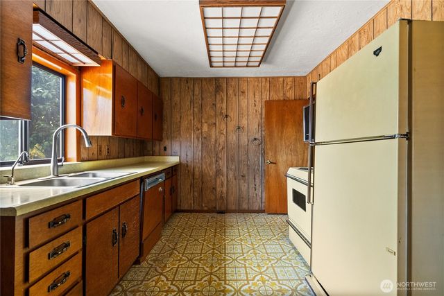 6621 S Oakes Street, Tacoma, WA 98409