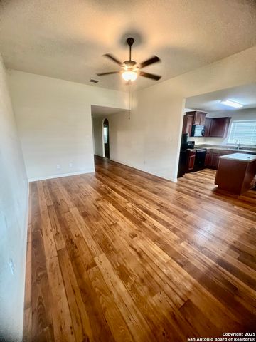 6122 Pleasant Mdw, San Antonio, TX 78222