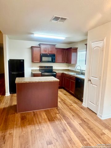 6122 Pleasant Mdw, San Antonio, TX 78222
