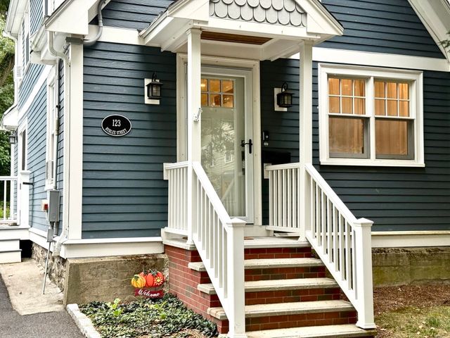 123 Rublee, Arlington, MA 02474