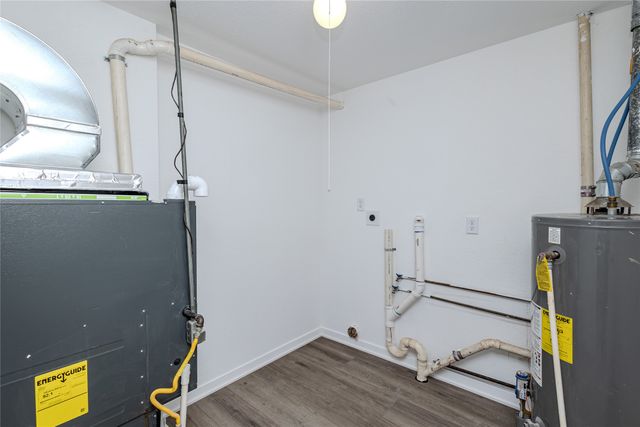 310 E 11th Street N, Newton, IA 50208