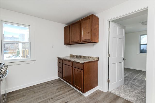 310 E 11th Street N, Newton, IA 50208