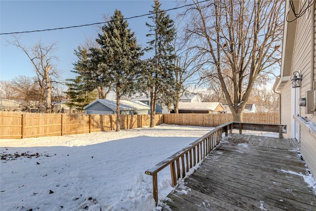 310 E 11th Street N, Newton, IA 50208