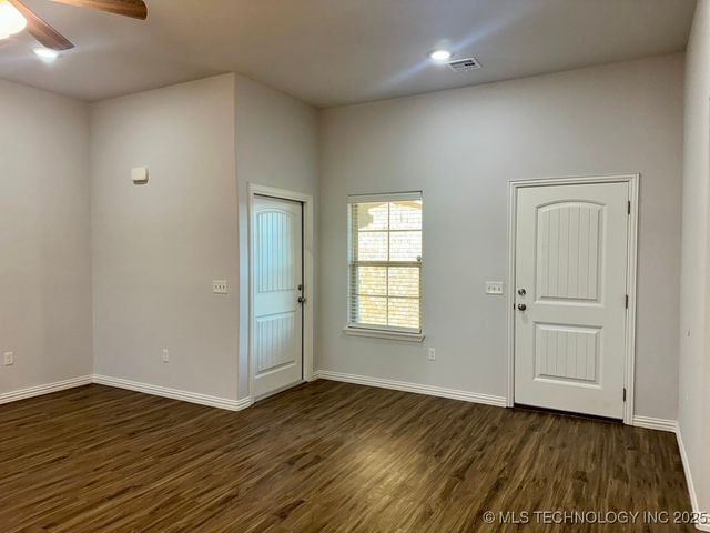 3608 Prairie Crossing Street, Durant, OK 74701