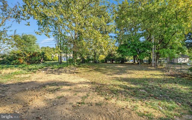 38 PINAFORE LN, Willingboro, NJ 08046