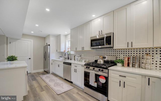 38 PINAFORE LN, Willingboro, NJ 08046