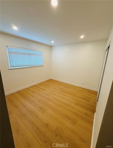 10024 Norwich Avenue, San Fernando, CA 91345