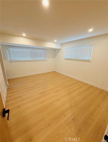 10024 Norwich Avenue, San Fernando, CA 91345