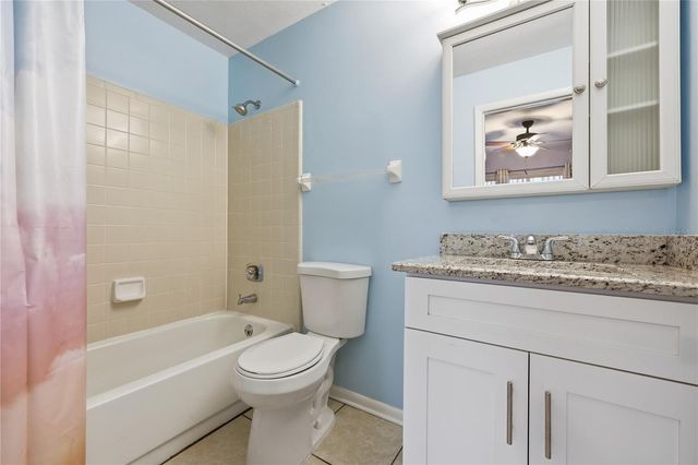 2635 SW 35TH PLACE 1303, Gainesville, FL 32608