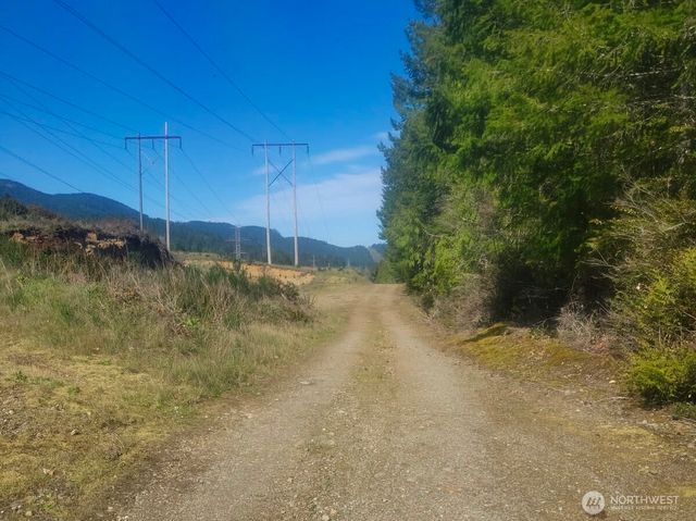 7611 N Triton Heights Road, Lilliwaup, WA 98555