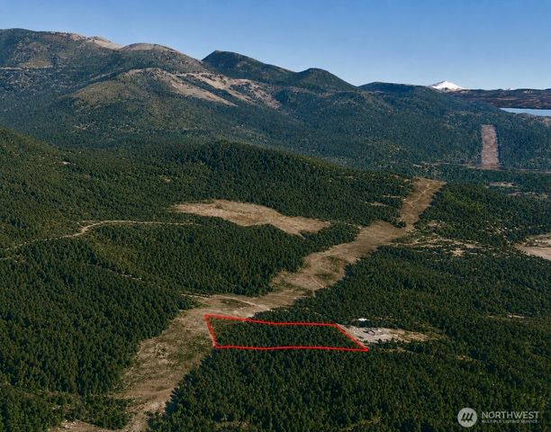 7611 N Triton Heights Road, Lilliwaup, WA 98555