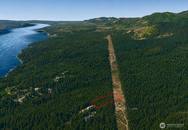 7611 N Triton Heights Road, Lilliwaup, WA 98555