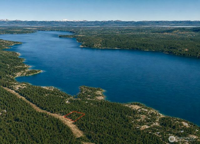 7611 N Triton Heights Road, Lilliwaup, WA 98555