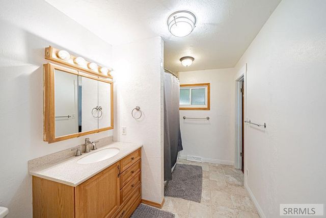 13638 N 75th E, Idaho Falls, ID 83401