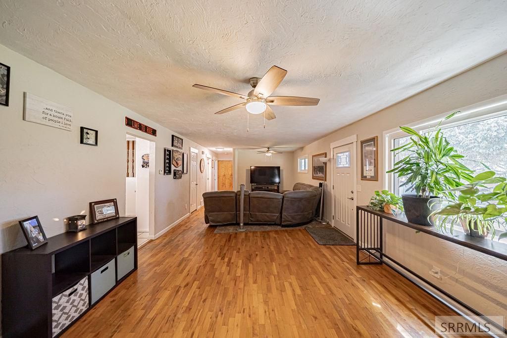 Image 7 of property listing at 13638 N 75th E, Idaho Falls, ID 83401