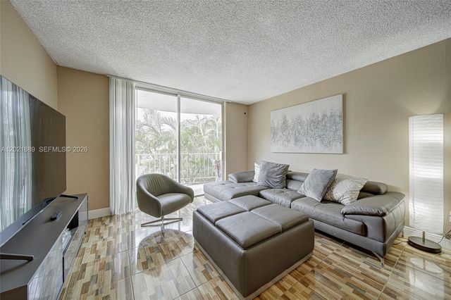 494 NW 165th St Rd C-205, Miami, FL 33169