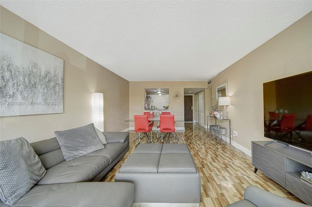 494 NW 165th St Rd C-205, Miami, FL 33169
