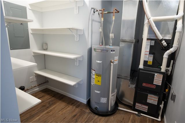 161 High Street, Elyria, OH 44035